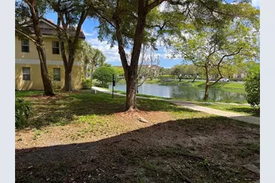 7680  Westwood Dr, Unit #803, Tamarac, FL 33321 - Photo 8