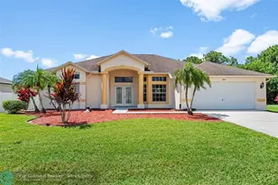 386 SW Donna Terrace, Port Saint Lucie, FL 34984 - Photo 2