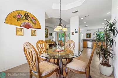 386 SW Donna Ter, Port Saint Lucie, FL 34984 - Photo 10