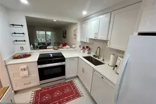 3060 Holiday Springs Blvd, Margate, FL 33063 - Photo 2