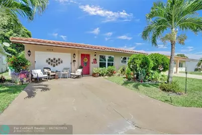 4508 NW 43rd Ter, Tamarac, FL 33319 - Photo 2