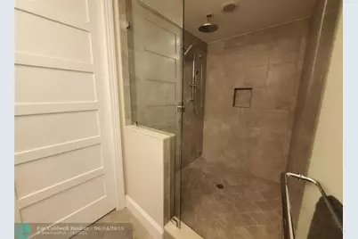 4511  El Mar Dr, Unit #202, Lauderdale by the Sea, FL 33308 - Photo 14