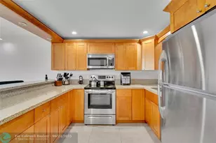 400 N Surf Rd, Hollywood, FL 33019 - Photo 18