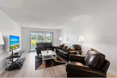 4301  Martinique Cir, Unit #C2, Coconut Creek, FL 33066 - Photo 8