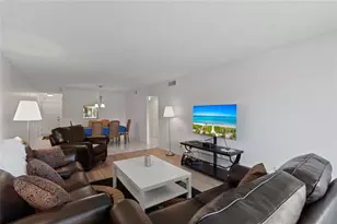 4301 Martinique Cir, Coconut Creek, FL 33066 - Photo 10