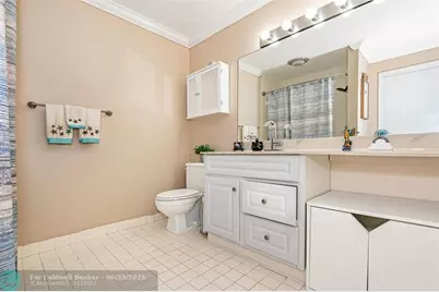 89  Deer Creek Rd, Unit #104, Deerfield Beach, FL 33442 - Photo 14