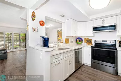 89  Deer Creek Rd, Unit #104, Deerfield Beach, FL 33442 - Photo 4