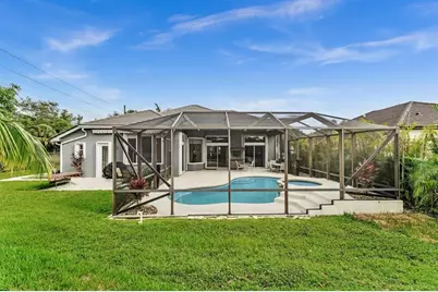755 SW River Bend Cir, Stuart, FL 34997 - Photo 2