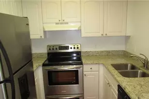 2107 SE 10th Ave, Fort Lauderdale, FL 33316 - Photo 2