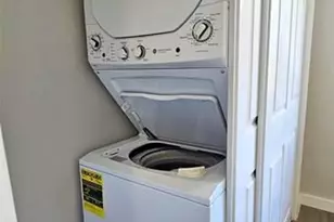 200 NW 25th St, Fort Lauderdale, FL 33311 - Photo 10