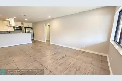 200 NW 25th St, Unit #8, Fort Lauderdale, FL 33311 - Photo 2