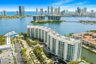 3300 NE 188th St, Aventura, FL 33180 - Photo 34