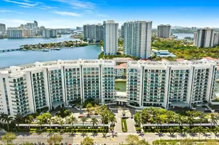 3300 NE 188th St, Aventura, FL 33180 - Photo 36