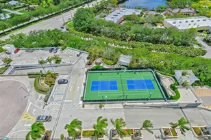 2641 N Flamingo Rd, Sunrise, FL 33323 - Photo 28