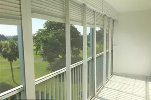 551 SW 135th Ave, Pembroke Pines, FL 33027 - Photo 24