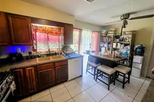 7341 NW 95th Ct, Okeechobee, FL 34972 - Photo 8
