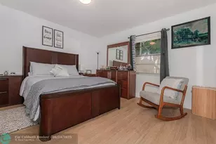 701 SW 128th Ave, Pembroke Pines, FL 33027 - Photo 18