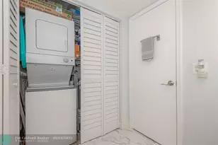 701 SW 128th Ave, Pembroke Pines, FL 33027 - Photo 26