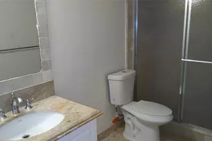 4491 Crystal Lake Dr, Deerfield Beach, FL 33064 - Photo 6