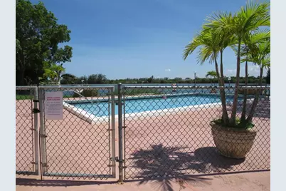 4491  Crystal Lake Dr, Unit #203B, Deerfield Beach, FL 33064 - Photo 2