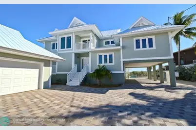 101  Windy Point Cir, Marathon, FL 33050 - Photo 1