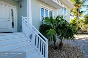 101 Windy Point Cir, Marathon, FL 33050 - Photo 8