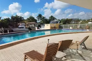 2000 NE 135th St, North Miami, FL 33181 - Photo 24