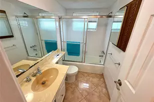 4401 NW 41st St, Lauderdale Lakes, FL 33319 - Photo 16