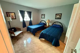 4401 NW 41st St, Lauderdale Lakes, FL 33319 - Photo 14