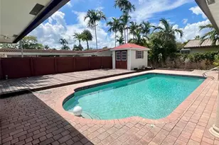 4000 N 37th Ave, Hollywood, FL 33021 - Photo 18