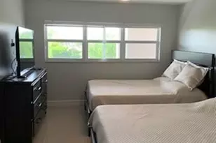 2950 N Palm Aire Dr, Pompano Beach, FL 33069 - Photo 12