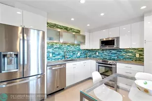 555 Oaks Ln, Pompano Beach, FL 33069 - Photo 6
