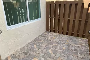 8233 NW 8th Ct, Fort Lauderdale, FL 33324 - Photo 4