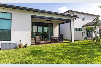 8948  Grand Prix Ln, Boynton Beach, FL 33472 - Photo 32