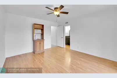 225 SE 11th Ave, Unit #225, Pompano Beach, FL 33060 - Photo 12