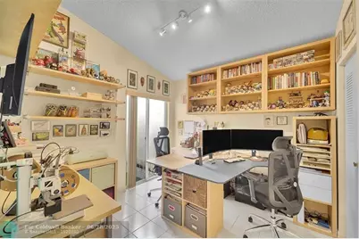 7542 NW 3rd St, Plantation, FL 33317 - Photo 26