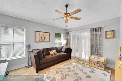 7542 NW 3rd St, Plantation, FL 33317 - Photo 14