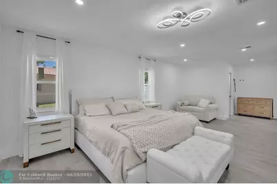 5421 N 36th Ct, Hollywood, FL 33021 - Photo 24