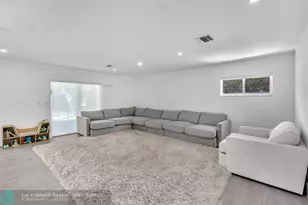 5421 N 36th Ct, Hollywood, FL 33021 - Photo 38