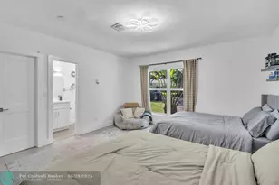 5421 N 36th Ct, Hollywood, FL 33021 - Photo 18