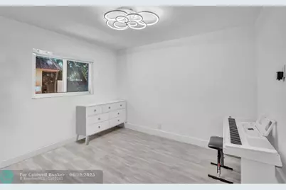 5421 N 36th Ct, Hollywood, FL 33021 - Photo 16