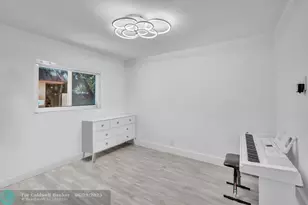 5421 N 36th Ct, Hollywood, FL 33021 - Photo 16