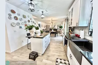 5255  Oakland Lake Circle, Fort Pierce, FL 34951 - Photo 10