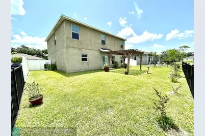 5255  Oakland Lake Circle, Fort Pierce, FL 34951 - Photo 30