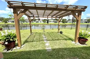 5255 Oakland Lake Cir, Fort Pierce, FL 34951 - Photo 28