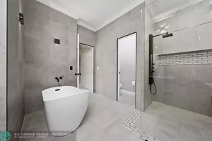 1950 Windward Oaks Ct, Kissimmee, FL 34746 - Photo 28