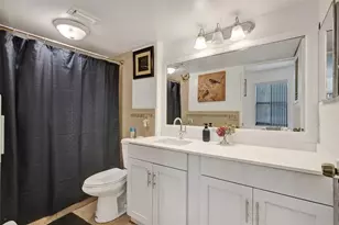 20065 NE 3rd Ct, Miami, FL 33179 - Photo 8