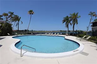 20065 NE 3rd Ct, Miami, FL 33179 - Photo 36