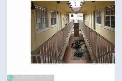 2404 NE 33rd Ave, Unit #12, Fort Lauderdale, FL 33305 - Photo 10