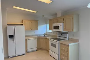 8648 SW 16th Pl, Davie, FL 33324 - Photo 2